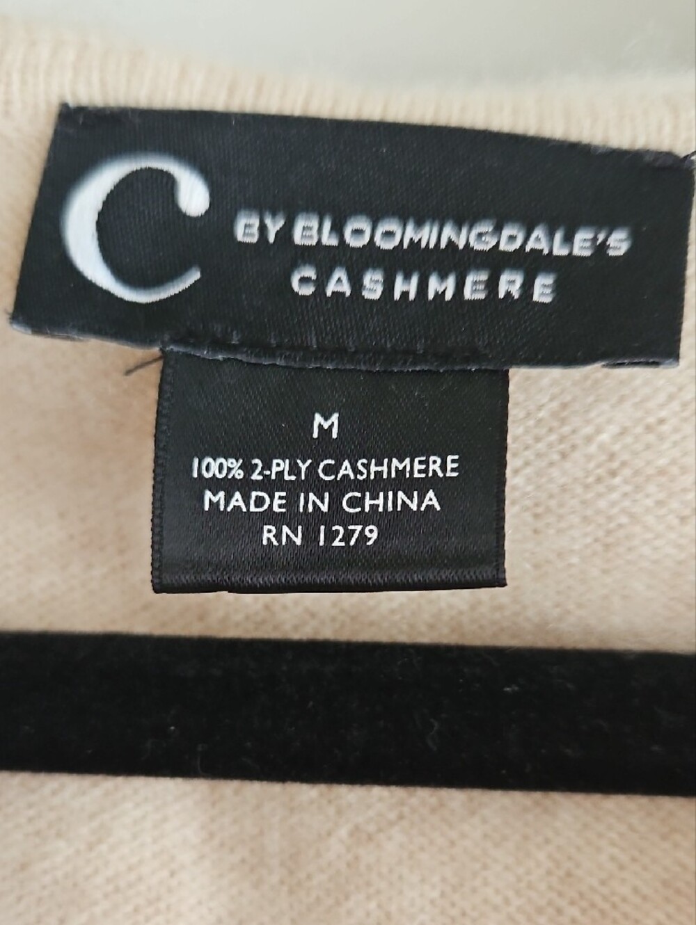 C by Bloomingdale's Beige Cashmere Sweater - Picture 2 of 3